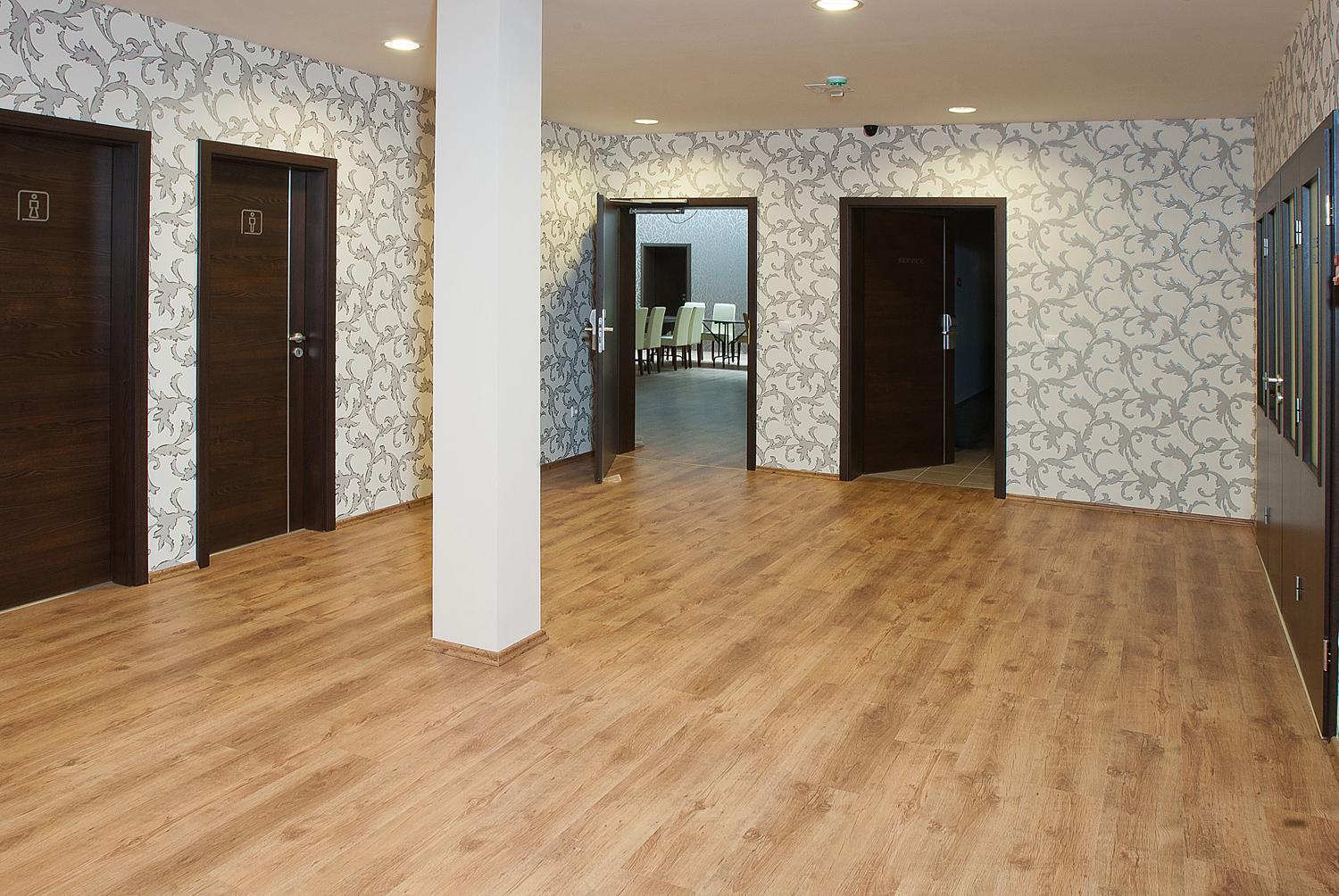 Veszprém Ezuesthid Hotel מראה חיצוני תמונה